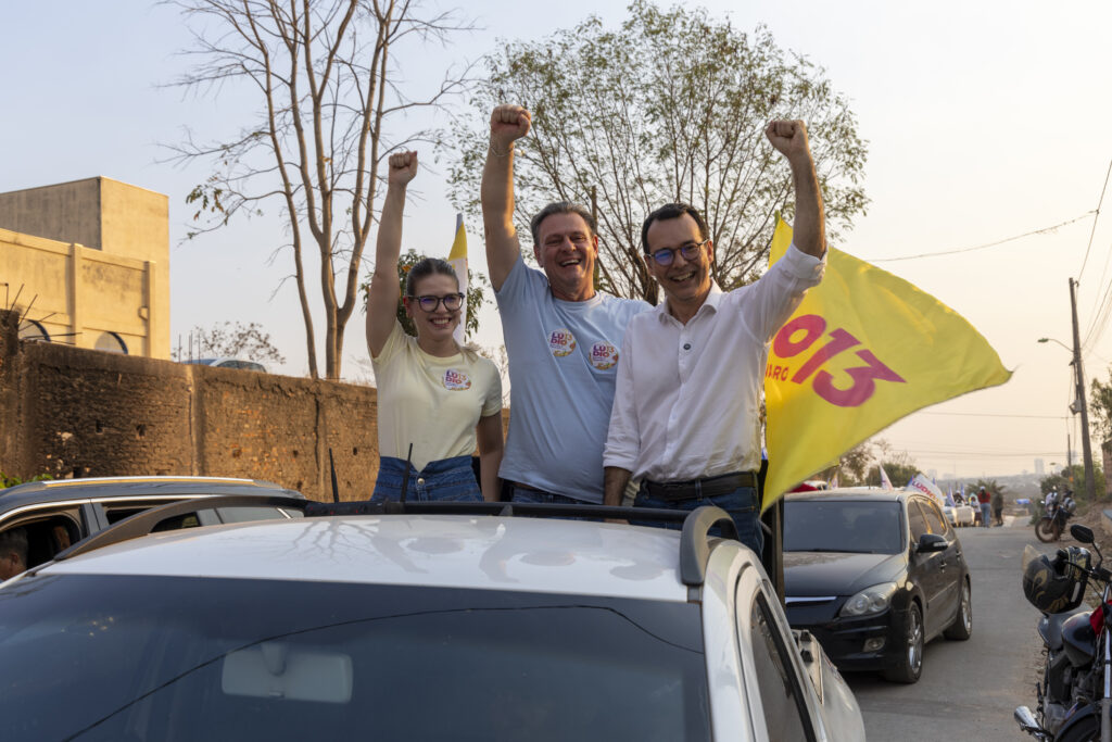 Carro da Mudança com Lúdio Cabral, Carlos Fávaro e Rafaela Fávaro